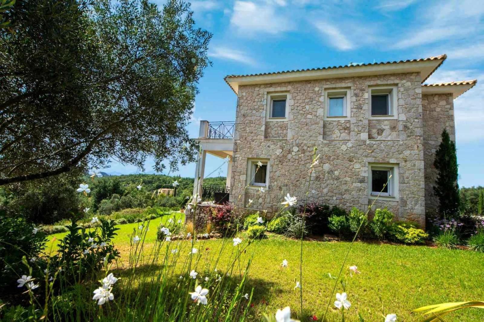 Balatsinos Villa Poulades